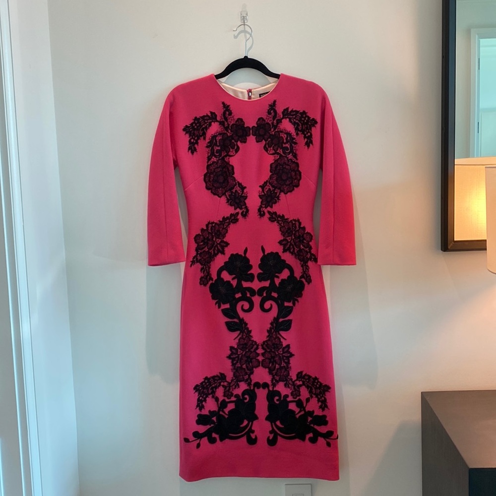 💕 Dolce & Gabbana 💕 — Pink Long Sleeve Midi Dress